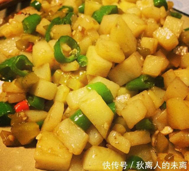易学|土豆的这个做法火了,简单易学,比大鱼大肉好吃多了,越吃越过瘾