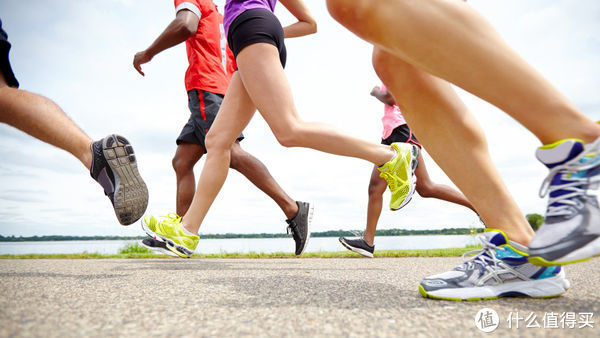慢跑鞋 下半年最值得买的5双跑鞋,每一双都是超高性价比