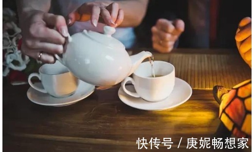 降压药|高血压喝什么茶能降压医生说降压不能靠喝茶