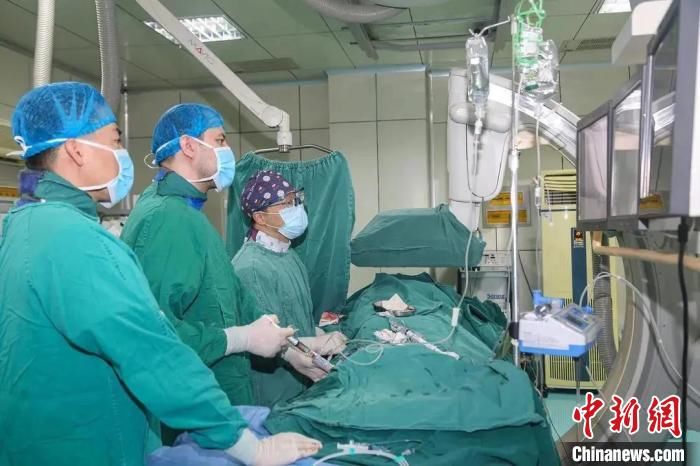 新疆生产建设兵团|浙江医疗人才“组团”援疆 超80项技术填补当地空白