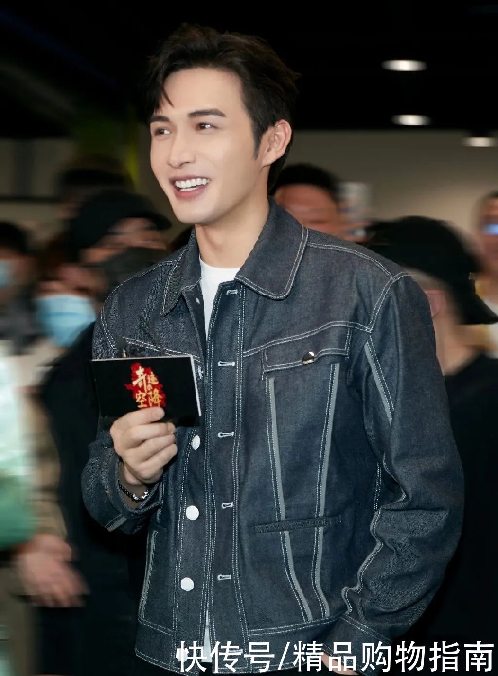 顶流们的阳谋,联手把国潮穿出圈