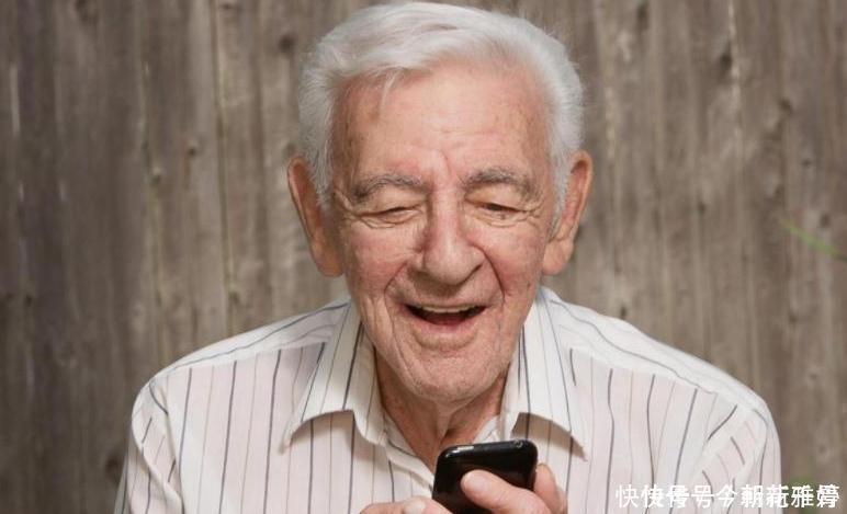 食物|糖尿病人除了少吃糖，还有2类食物劝你也少吃点，吃错了要升血糖