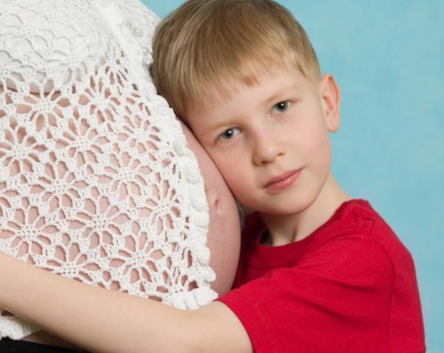 熊孩子|产妇怀孕3个月后连路都走不了,丈夫崩溃送医检查,医生:恭喜