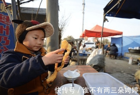 白煮蛋|这3种早餐,堪称孩子的脾胃杀手,家长别总给孩子吃,别挂没提醒
