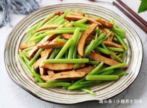 小米椒|失眠最怕吃此菜,每天炒一盘,百吃不腻,失眠好了,一觉睡到天亮