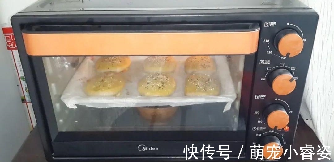 面团|做烧饼时,切记不要发面和刷油,简单一做,出锅孩子们都爱吃