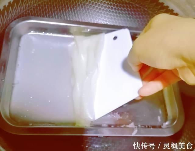 自制凉皮,筋道爽滑,健康无添加第一次制作非常成功,这里有图有详解