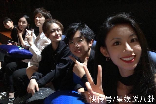 李克勤|伍珂玥秀“全家福”后，吴莫愁首谈退圈3年的原因，曾被要求自辱