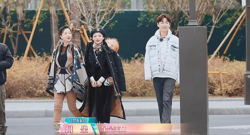 半个江南的美女“厮杀比拼”，汪苏泷只为一人来，张韶涵挑花眼