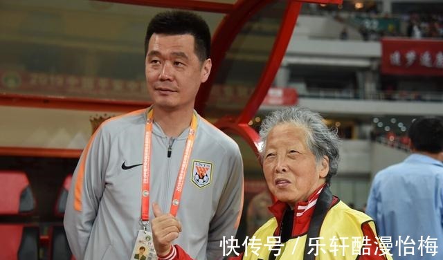 部署|点赞!中超传出消息李霄鹏教练做出正确部署,国足还有点盼头
