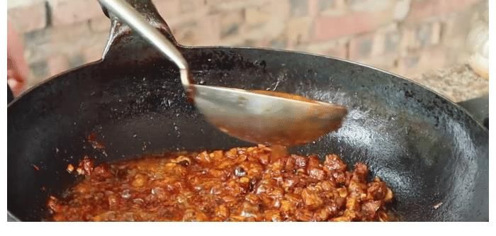 如何制作辣椒牛肉酱？这招学会了，在家就可以自己做！