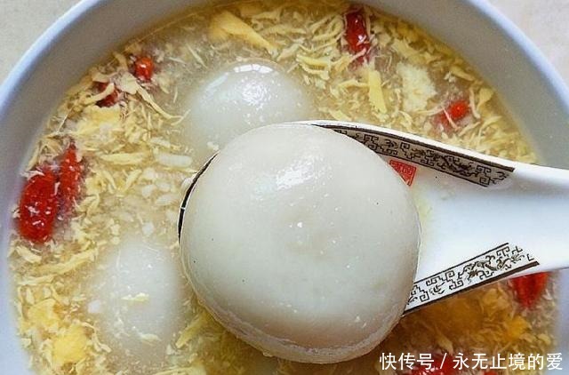 它是“穷人的阿胶”,女人每天吃1碗,补血益气,小脸红润气色好!