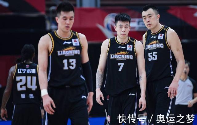 吴昌泽|辽篮战广厦三主力轮休,吴昌泽再被杨鸣痛骂,太羡慕张镇麟了