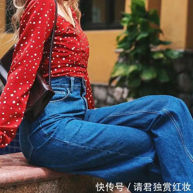直筒牛仔裤|什么样的牛仔裤,能让腿粗的女生都爱不释手