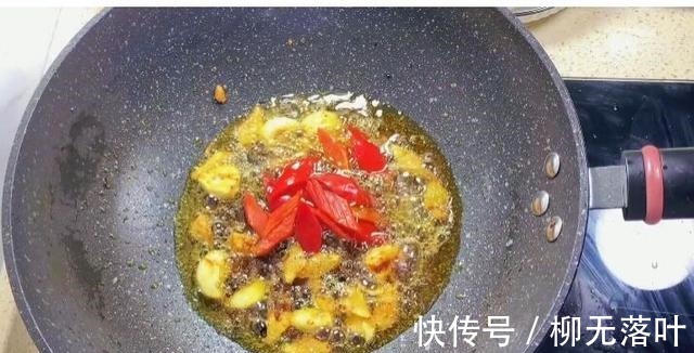 炒花甲有泥沙不开口只要这样做,个个笑口大开!姜葱花甲教程!