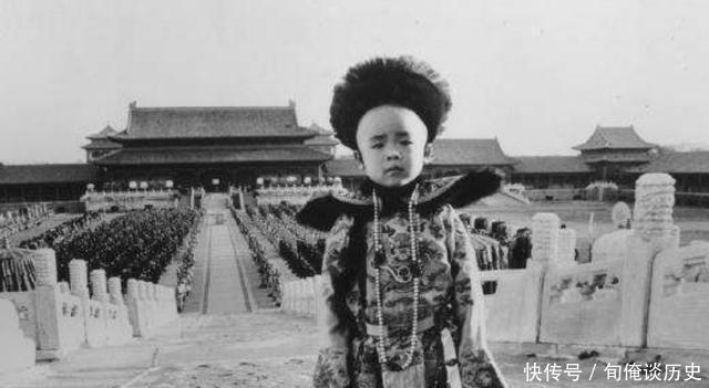 馒头|溥仪回忆童年惨状泪流满面饿急了吃喂鱼馒头,被宫女掏空身子