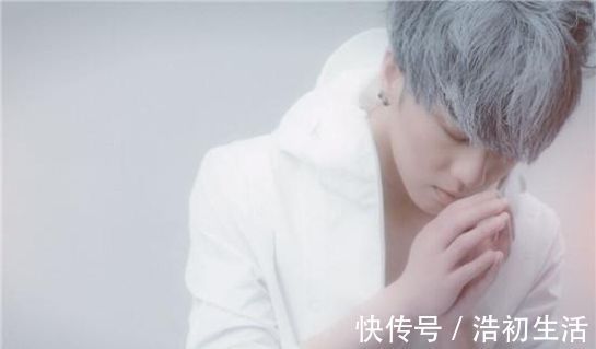 王牌对王牌5|华晨宇《王牌对王牌5》火爆回归,谁能想到2016年的“脱粉事件”