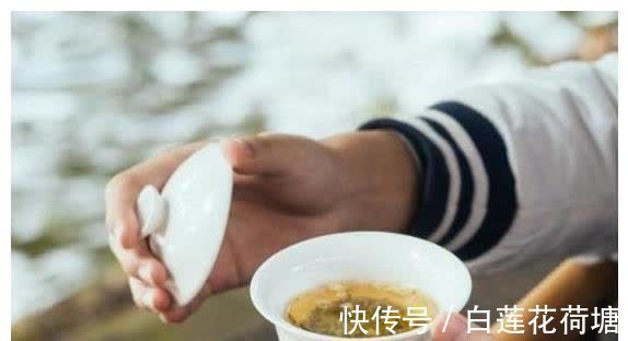 铁观音|冬季碱性茶叶排名榜,第2种堪称茶中皇帝,奔五男人建议多喝