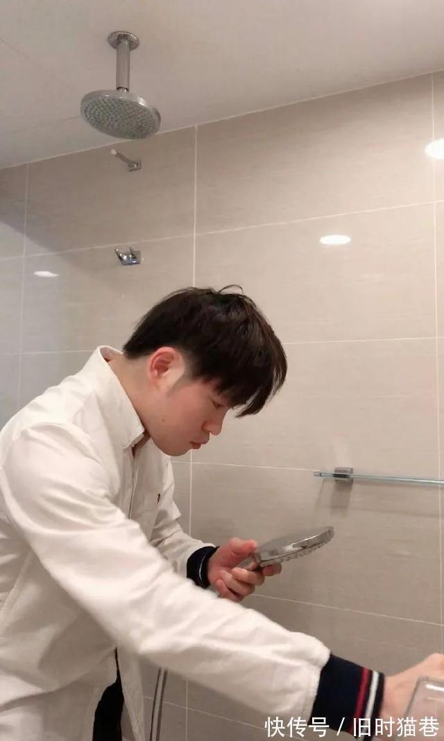 |医生好难,还要免费在线代做作业 冷段子1421 & 去年今日1111