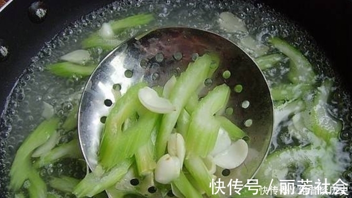 睡眠质量|难入睡,总是醒,一周吃3次它,静心安神,一觉到天亮,远离失眠