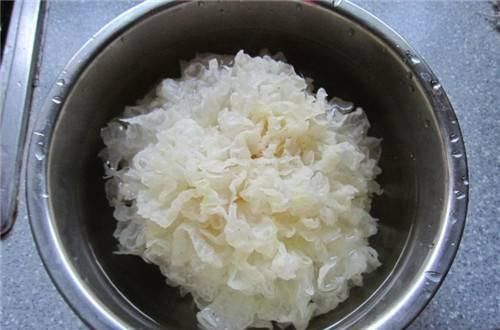 冬天常食它,脸蛋嫩滑如剥壳鸡蛋,40岁还是少女脸,面膜都不如它