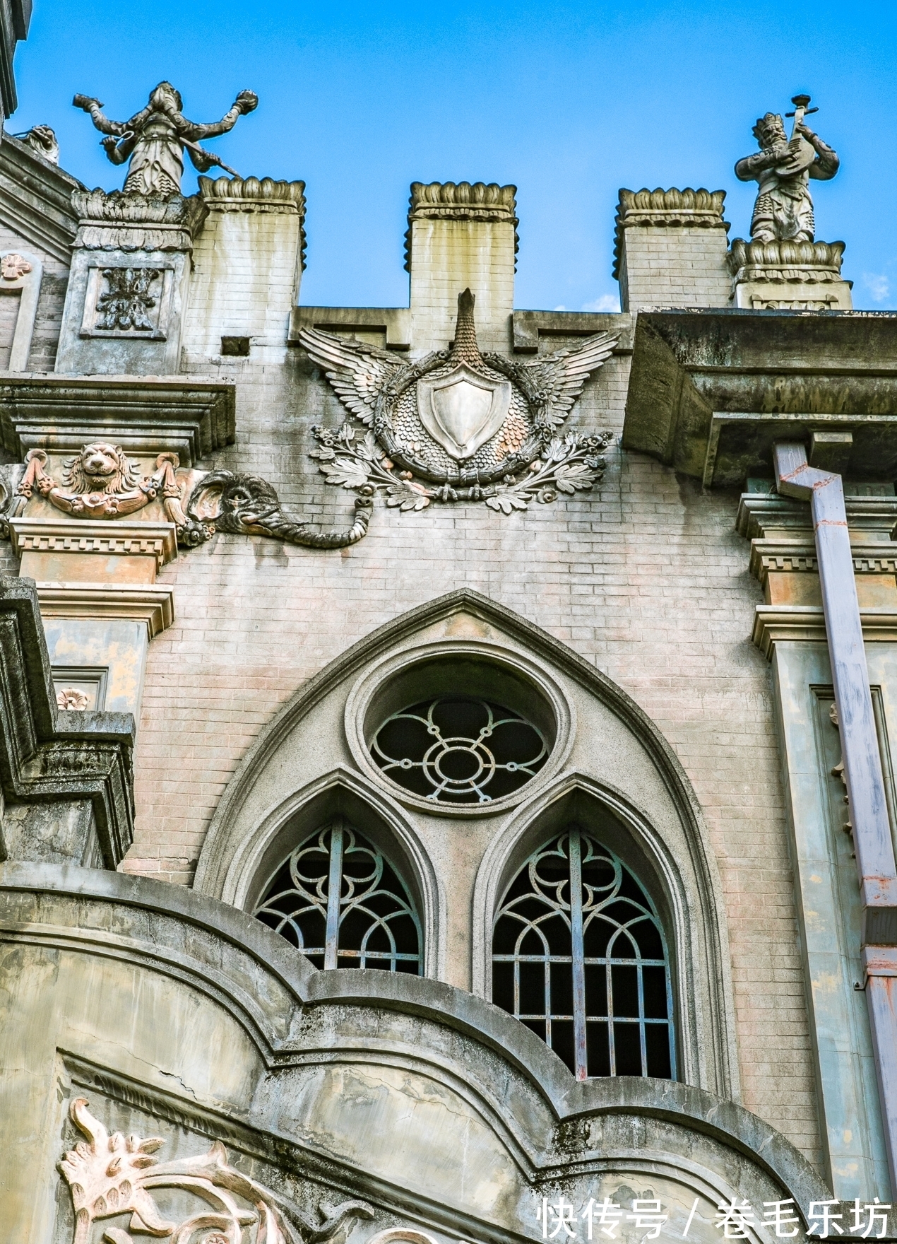 古德寺|武汉古德寺：中国佛寺建筑中的一朵奇葩，可以假装出国的旅拍景点