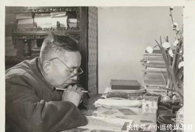 丈夫|大度的妻子:与妾亲如姐妹,开导小妾让丈夫再娶,却一生独守空房