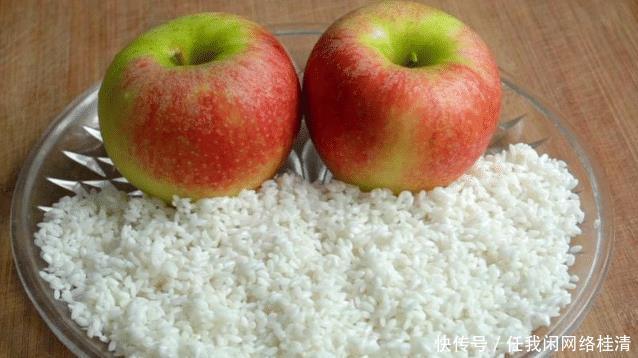 熬粥|大米别只会熬粥煮饭,加2个苹果做懒人面食,简单易学又很好吃!