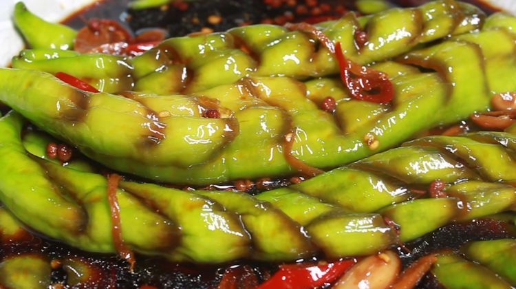 搅拌均匀|秋季，遇见这6种廉价菜多买些，一次腌10斤，下酒下饭特别香