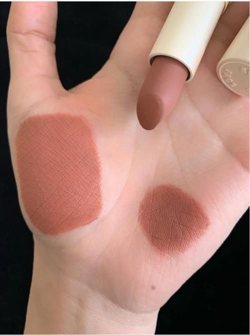 rush|别再嫌弃平价口红了,这几支好看又温柔,拿来当试色都不嫌贵!