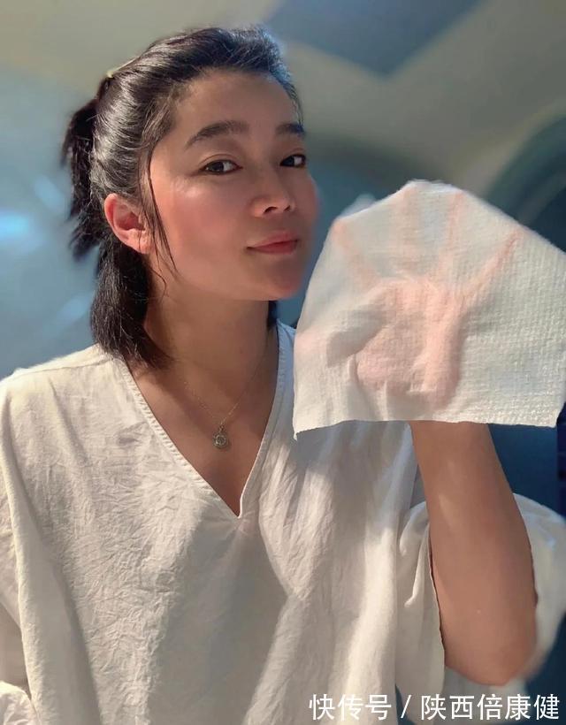 护肤 冬天护肤时,远离这几个坏习惯