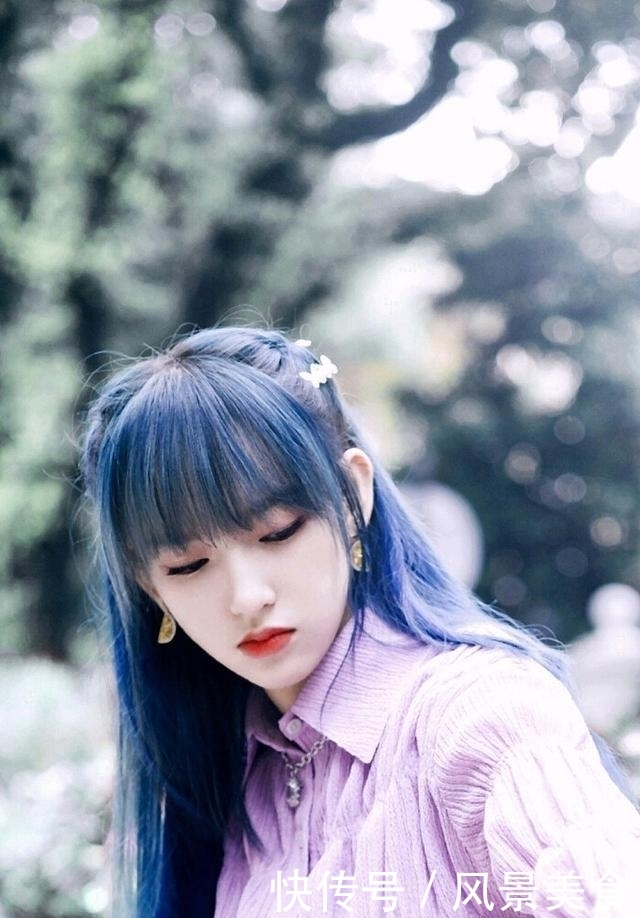 女星那些五颜六色的头发,唐珂伊回头率太高,崔文美秀闪瞎我的眼