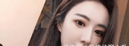 伞架 “告别”了防晒霜,薇娅“口袋伞”一夜爆红,40度出门不怕晒!