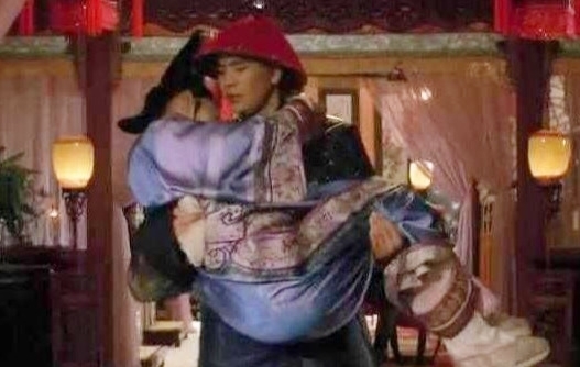 不用|太监都要净身，为什么天天出入皇宫的太医不用？皇帝不怕戴绿帽？