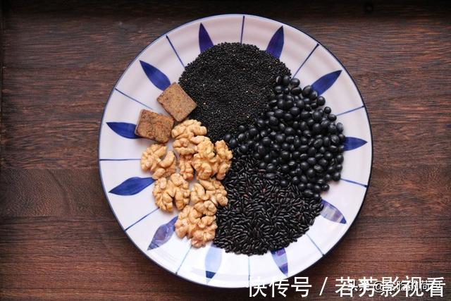 三黑豆浆|50岁姑姑吃了20年的黑豆吃法,不熬粥不泡醋,越吃越精神