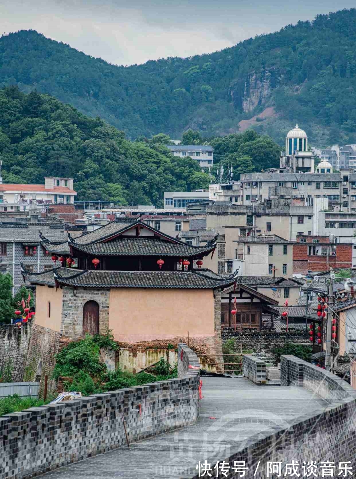 龙岩|中国客家人占75%以上的城市，一宝藏小城空气好风景美，适合养老