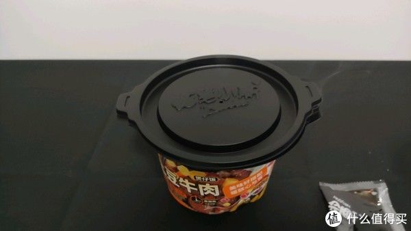 自热米饭|白菜党 篇三十四：吃着蜡笔小新，看武林外传。这滋味，挺奇妙的。
