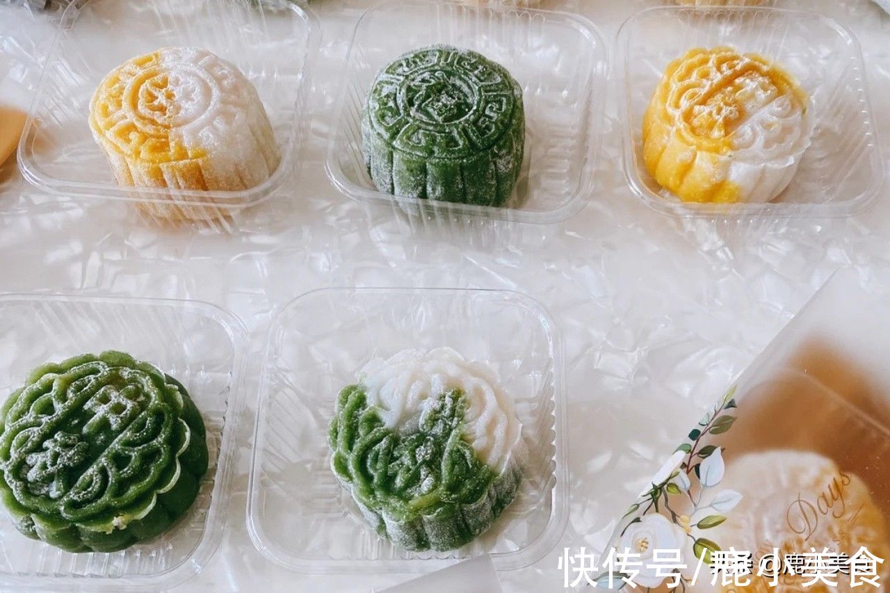 小鹿|不用烤箱，教你做懒人冰皮月饼！操作简单颜值高，Q弹冰糯还拉丝