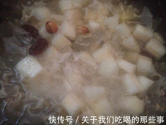 百合|入秋后别喝绿豆汤了,多吃这碗糖水,清热润燥,养心安神,特舒服