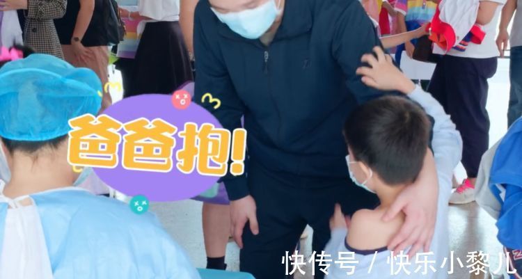 疫苗|一哭二闹三打滚,萌娃接种疫苗名场面,家长捂脸:我可太费劲了