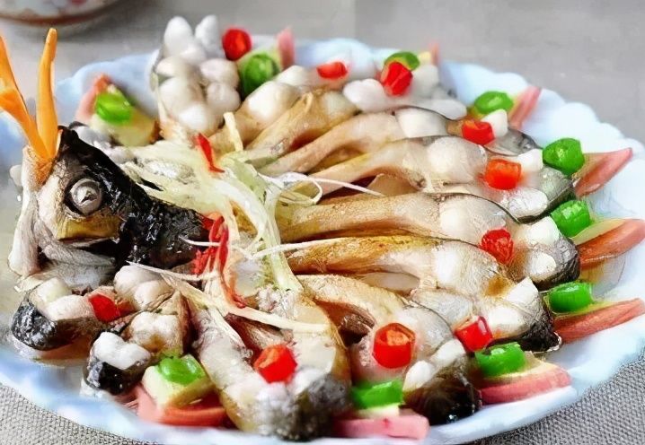 快过年了，教你“富贵开屏鱼”做法，造型美观，招待客人倍有面