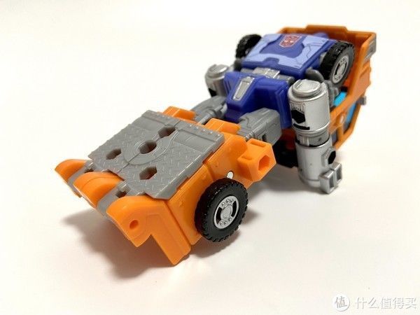 车形态|变形金刚玩具 篇三十七:这个小家伙不简单——王国鲁莽把玩分享