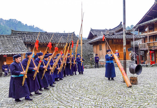 侵袭|全国民俗风情村寨的鼻祖，开发35年依然原滋原味，未受商业化侵袭