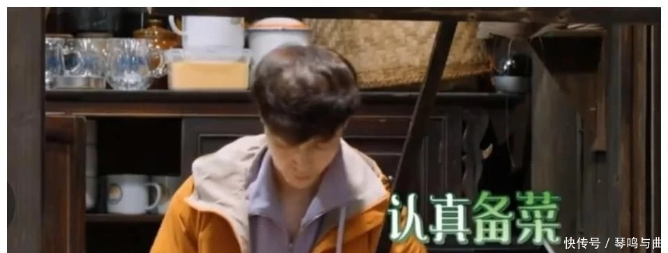 人设 黄大厨人设塌了,节目做饭又翻车,期待的烤鸡变乌鸦