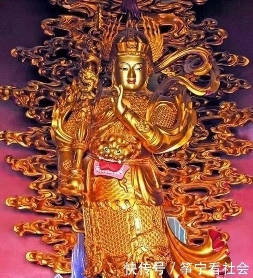菩萨|为什么进入佛教寺庙大门,一般首先看到的都是弥勒佛和四大天王