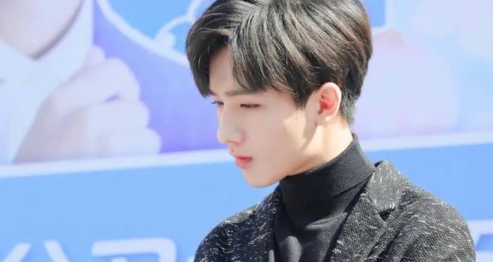 变形|他因参加《变形计》出道,之后资源一路好走,如今因成毅而走红