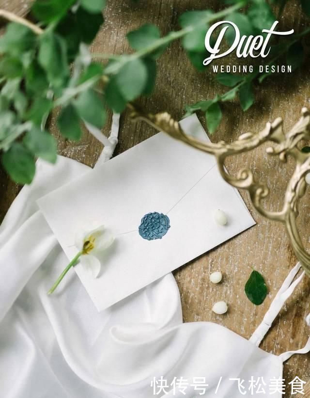 穿过这片森林,一起共赴人生美好,细雨中的户外婚礼