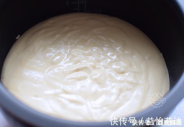 蛋黄|电饭锅蛋糕不蓬松还塌陷？注意这几个细节，我做一次就成功