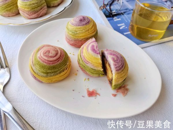 彩虹螺旋酥，层层起酥，吃一口唇齿留香