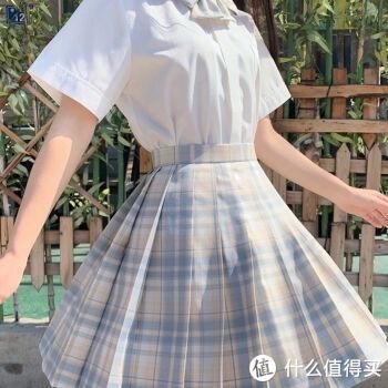 jk格裙|百褶裙和JK格裙总分不清楚？这篇少女裙褶间的小秘密，你可一定要看~